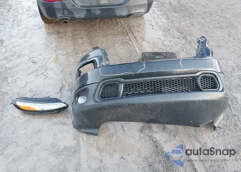 2016 Jeep Cherokee Latitude z USA, uszkodzony, nr VIN 1C4PJLCB3GW324139